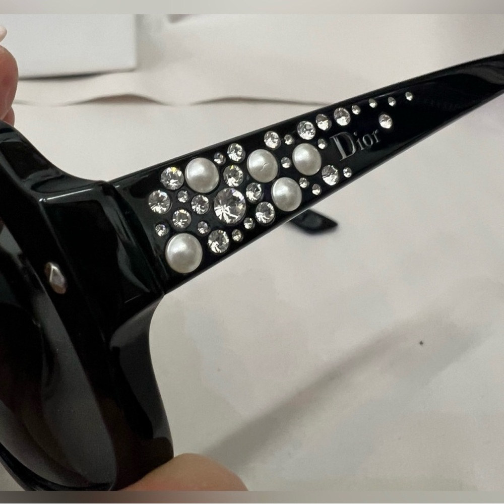Dior Brilliance F~ Black with Bold Embellishments Exquisite Condition with Box - Picture 5 of 10